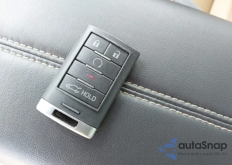 2014 Cadillac Xts Luxury z USA, uszkodzony, nr VIN 2G61M5S34E9122714